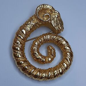 Vtg Jaded Jewels Ram Head Brooch Pin Gold-Tone Figural Statement Estate Piece